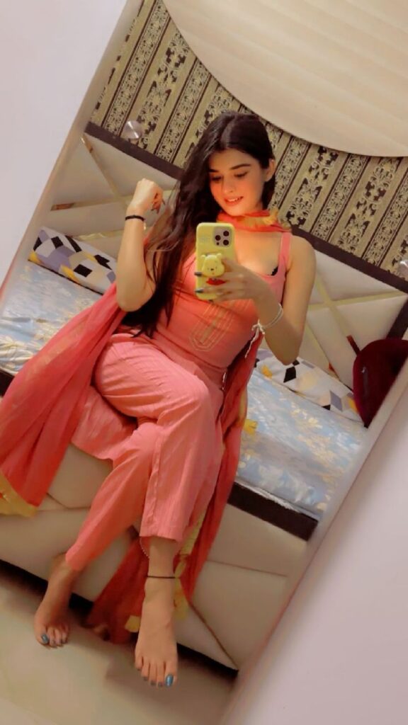 Karachi girls escort